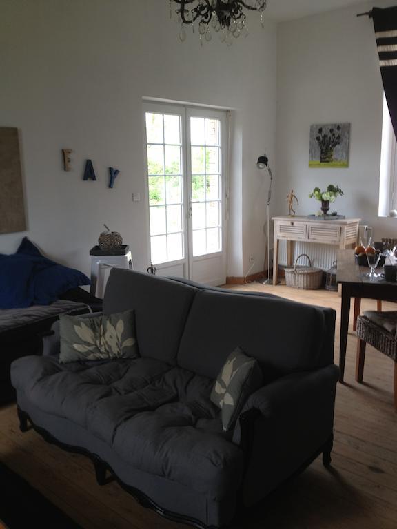 B&B - Entre Terre Et Mer Frettecuisse Room photo